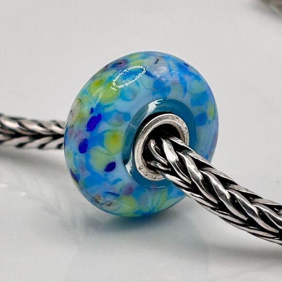 TROLLBEADS Authentic TrollStone LAA Blue Lime Green Purple Confetti - Picture 8 of 11
